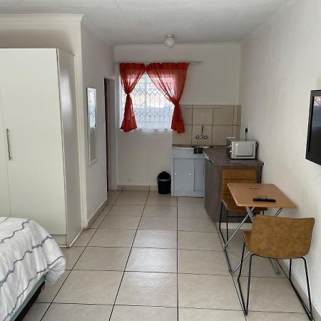 La Fiance Village Polokwane Eksteriør bilde